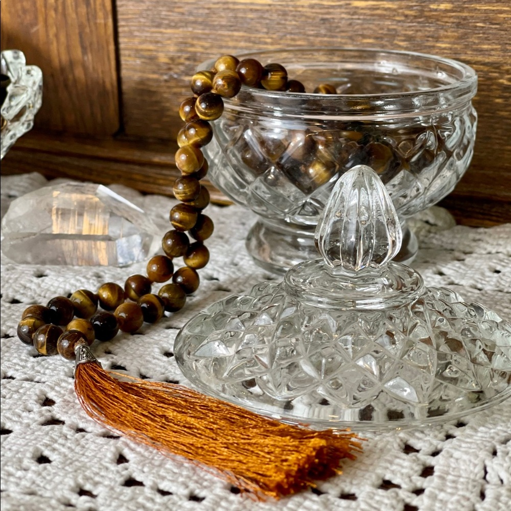 ✨Vintage Dish & Lid Set✨